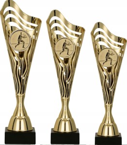 Puchary dla tenisistów tenis ziemny kpl. tanich pucharów 3szt 35/34/33 opis