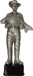 Statuetka odlewana – wędkarstwo  RFST3037 30 cm z tabliczką