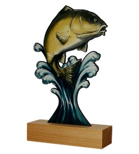 Metalowa statuetka wędkarska WL-FIS 30cm z tabliczką