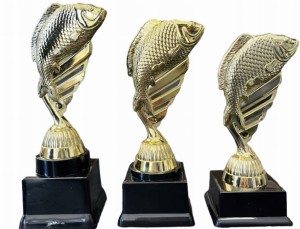 Puchary statuetki wędkarskie RYBA 3 sztuki 3 rozmiary grawer 19, 17, 16 cm